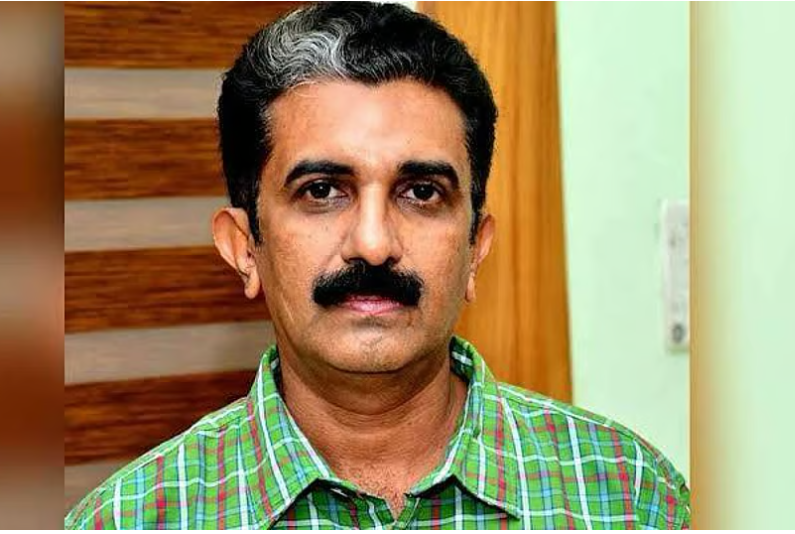 നവീന് ബാബുവിന്റെ മരണം; ദിവ്യയുടെ മുഴുവന് ഫോണ് രേഖകളും പരിശോധിക്കണം, തുടരന്വേഷണത്തിന് ഉത്തരവിട്ട് കോടതി