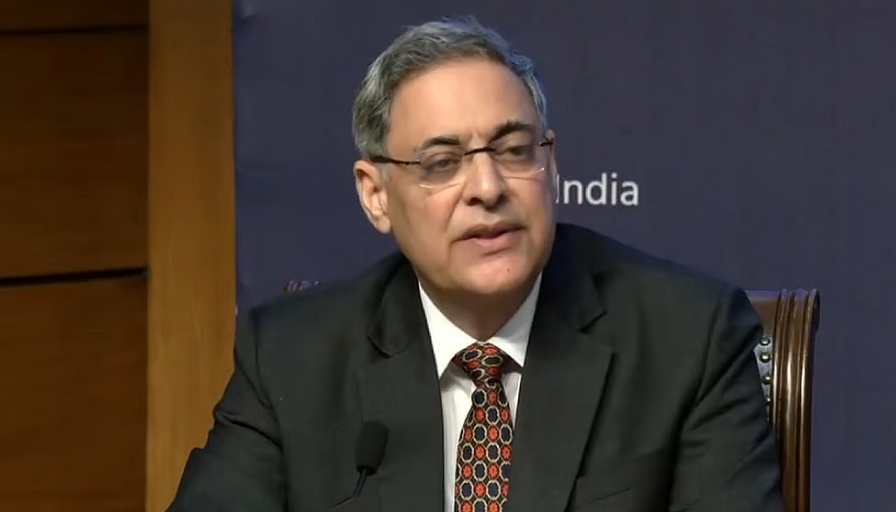 പശ്ചിമേഷ്യന് സംഘര്ഷത്തില് ആറ് ഇന്ത്യക്കാര്ക്ക് ജീവന് നഷ്ടമായി, ഒരാളെ കാണാതായി