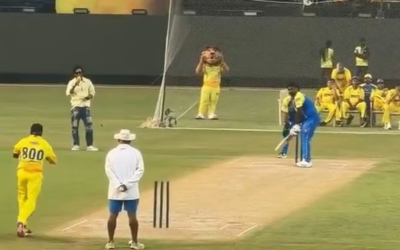 മുത്തയ്യ മുരളീധരന്റെ മാന്ത്രിക സ്പിൻ നേരിട്ട് സഞ്ജു സാംസൺ