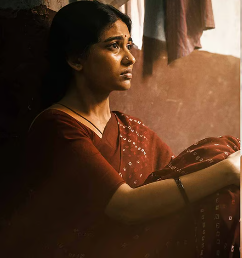 ‘ചേഞ്ച് വേണമത്രേ…ചേഞ്ച്’; ട്രാക്ക് മാറ്റി മമിത ബൈജു; ‘കര’യില്‍ ഞെട്ടിക്കും!