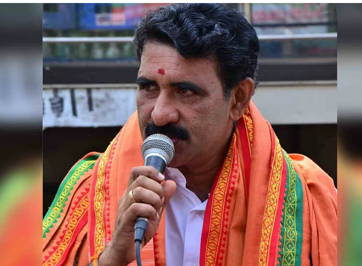 ഗോപാലകൃഷ്ണന്റെ പരാമര്‍ശം ഗൗരവതരം; എന്തു നടപടി സ്വീകരിച്ചെന്ന് ഹൈക്കോടതി