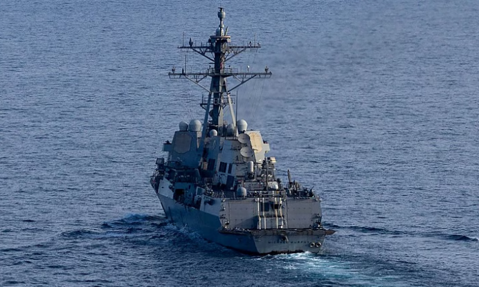 പ്രത്യേക ഫീസ് നല്‍കുന്നവര്‍ക്ക് മുന്‍ഗണന: ഹോര്‍മുസില്‍ ഇറാന്റെ പുതിയ നിബന്ധന