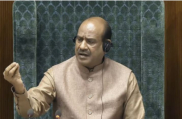 സഭയില്‍ വല്ലാത്ത ‘സൊറ പറച്ചില്‍’ വേണ്ട; എംപിമാര്‍ക്ക് മുന്നറിയിപ്പുമായി സ്പീക്കര്‍