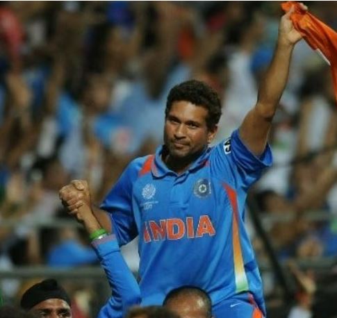 ‘ആദ്യ പന്ത് നേരിടുന്നത് ഇപ്പോഴും ഹൃദയമിടിപ്പ് കൂട്ടും’; ഇന്ത്യൻ ജേഴ്‌സി വീണ്ടുമണിഞ്ഞ് സച്ചിൻ