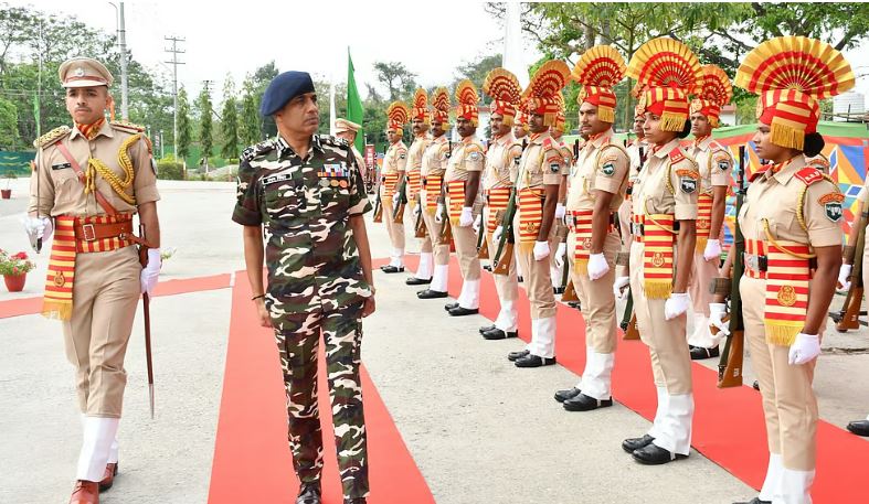 പത്താം ക്ലാസ് യോഗ്യത, 827 ഒഴിവുകൾ; കേന്ദ്ര ആഭ്യന്തര മന്ത്രാലയത്തിൽ കോൺസ്റ്റബിൾ ആകാം