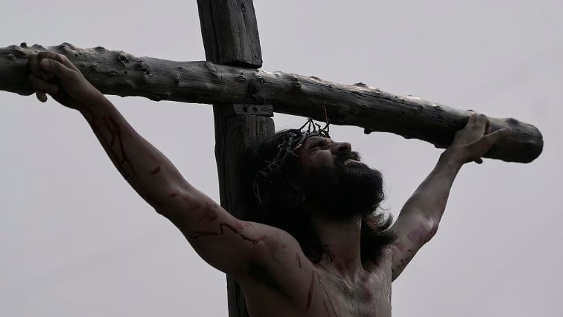 ഇന്ന് ദുഃഖവെള്ളി: യേശുവിന്റെ പീഡാനുഭവ സ്മരണയില്‍ വിശ്വാസികൾ, പള്ളികളിൽ പ്രത്യേക പ്രാര്‍ത്ഥന ചടങ്ങുകള്‍