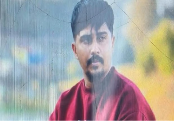 കൊല്ലത്ത് ഹോട്ടല് ഉടമയെ തൊഴിലാളി കുത്തിക്കൊന്നു; പ്രതി ഒളിവില്