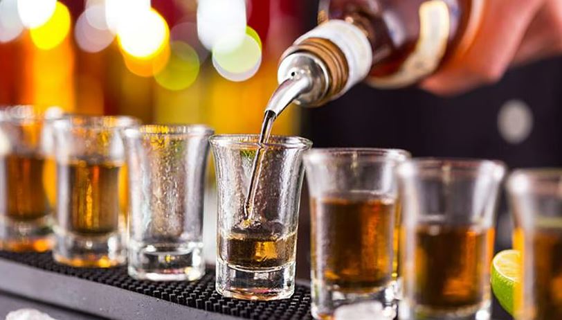 മദ്യ ശാലകള്‍ ഇന്നു വൈകിട്ട് ആറിന് അടയ്ക്കും, 48 മണിക്കൂര്‍ ഡ്രൈ ഡേ