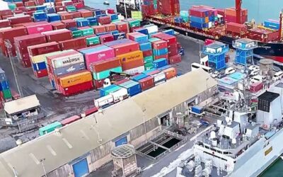 വില വര്‍ധന തടയാന്‍ കേന്ദ്ര ഇടപെടല്‍; പെട്രോ കെമിക്കല്‍ ഉല്‍പ്പന്നങ്ങളെ കസ്റ്റംസ് തീരുവയില്‍ നിന്ന് ഒഴിവാക്കി