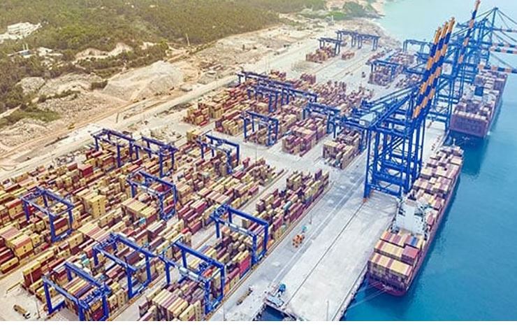 വിഴിഞ്ഞം തുറമുഖത്തെ ആഗോള മാരിടൈം ഹബ്ബാക്കും, പ്രാഥമിക ചർച്ചകൾ പൂർത്തിയാക്കി