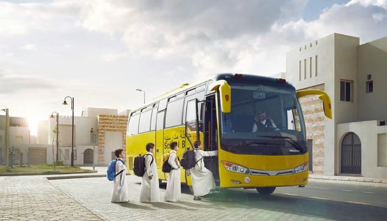 യുഎഇ യിൽ ഏപ്രിൽ 20 മുതൽ സ്കൂളുകൾ തുറന്നു പ്രവർത്തിക്കും, സ്കൂൾ ബസ് ഓടില്ല