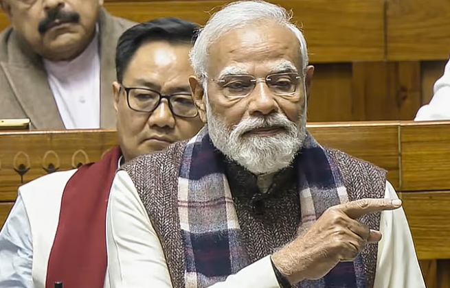 സ്ത്രീകളെ ഭരണത്തിന്റെ ഭാഗമാക്കാനുള്ള വലിയ അവസരം; എതിര്ക്കുന്നവര്ക്ക് സ്ത്രീകള് മാപ്പുനല്കില്ല; ലോക്സഭയില് മോദി