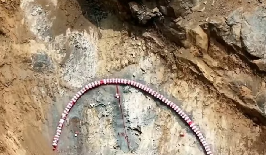 വയനാട് തുരങ്കപ്പാത സംസ്ഥാനത്തിന്റെ ജീവരേഖ; നിര്മ്മാണത്തിനെതിരായ അപ്പീല് തള്ളി സുപ്രീംകോടതി