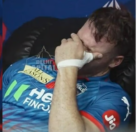 ഡ്രസിങ് റൂമിൽ പൊട്ടിക്കരഞ്ഞ് മില്ലർ, ആശ്വസിപ്പിക്കാനാകാതെ സഹതാരങ്ങൾ