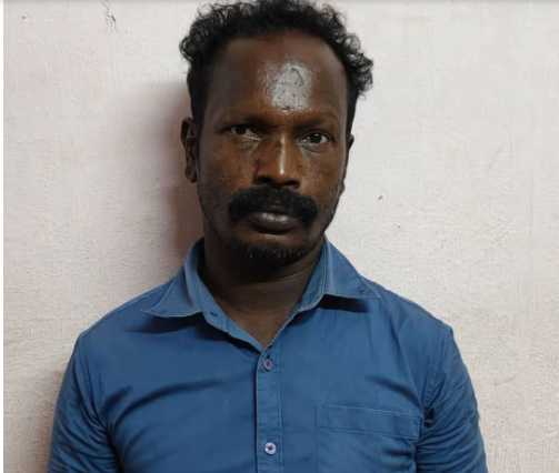 സിനിമാ സ്റ്റൈലിൽ ആറ്റിലിറങ്ങി പോലീസ്; ഒടുവിൽ ആ ‘കൊടും ക്രിമിനൽ’ പിടിയിൽ!