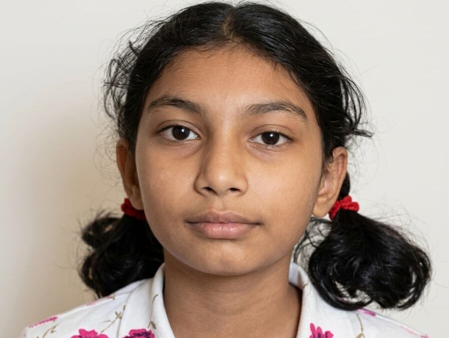 വർക്കല മാന്തറ ബീച്ചിൽ കുളിക്കാൻ ഇറങ്ങിയ പെൺകുട്ടി തിരയിൽപെട്ടു മരിച്ചു