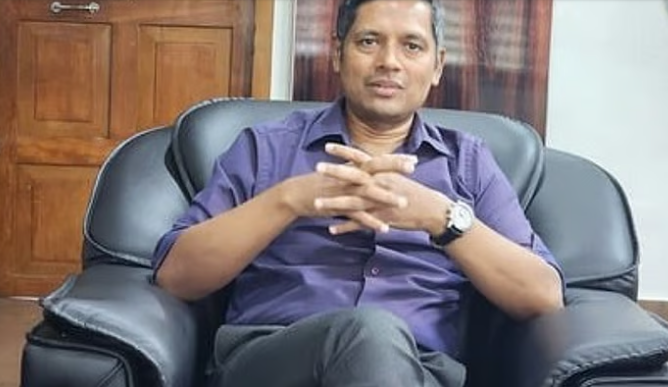 മുഖ്യ തെരഞ്ഞെടുപ്പ് ഓഫീസര്‍ രത്തന്‍ കേല്‍ക്കര്‍ ഇനി മുഖ്യമന്ത്രിയുടെ സെക്രട്ടറി
