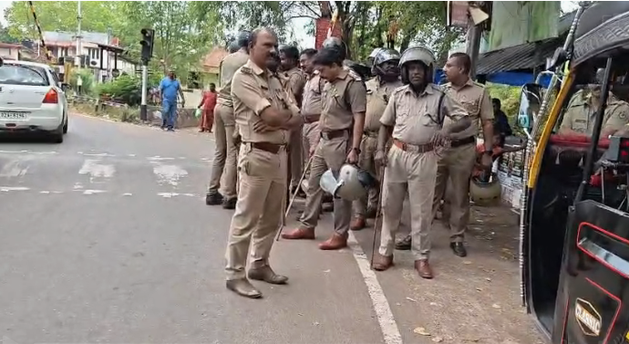 വർക്കല ഇടവയിൽ സിപിഎം കോൺഗ്രസ് സംഘർഷം