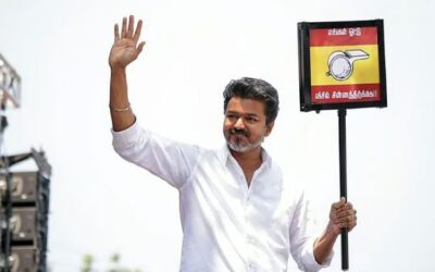 എഐഎഡിഎംകെ പിളര്‍പ്പിലേക്ക് ?, വിജയിനെ പിന്തുണയ്ക്കണമെന്ന് ഭൂരിപക്ഷം എംഎല്‍എമാര്‍; തമിഴ്‌നാട്ടില്‍ വീണ്ടും ട്വിസ്റ്റ്