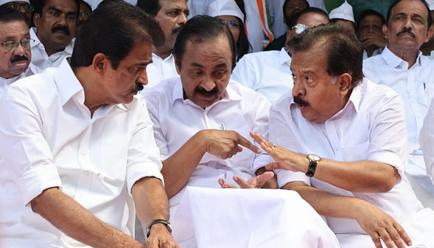 മൂന്നു പേരല്ലാതെ ആര്, രാഹുല്‍ ആരാഞ്ഞതായി റിപ്പോര്‍ട്ട്