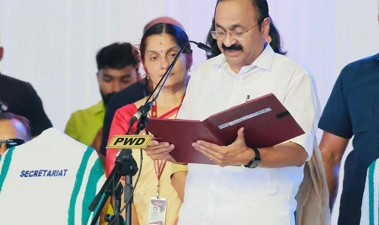 സതീശൻ മന്ത്രിസഭയുടെ വകുപ്പ് വിഭജനം പൂർത്തിയായി; അന്തിമ പട്ടിക ഗവർണർക്ക് കൈമാറി