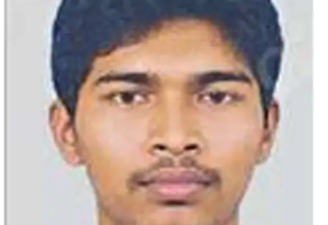 കാറിന് പിന്നിൽ ബൈക്കിടിച്ച് ; ടെക്നോപാർക്ക് ജീവനക്കാരൻ മരിച്ചു
