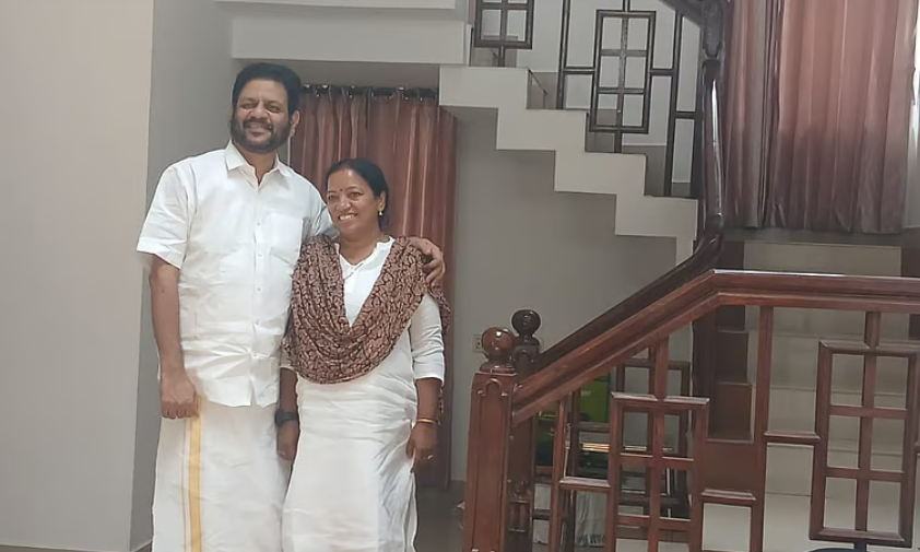 ഇരട്ടി മധുരത്തിന്റെ ‘കൃഷ്ണനിവാസ്’; ഒരേ വീട്ടിൽ നിന്ന് നിയമസഭയിലേക്കും ലോക്സഭയിലേക്കും