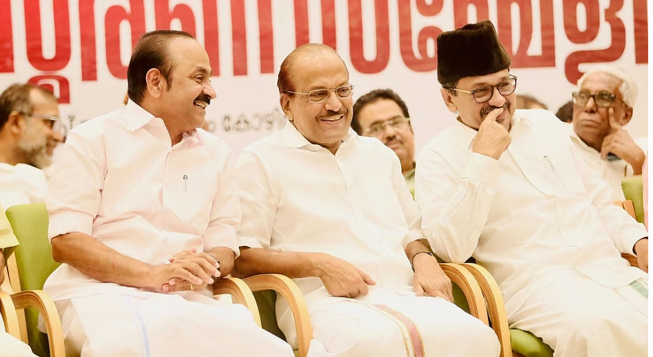 സതീശനെ സ്വാഗതം ചെയ്ത് മുസ്‌ലിം ലീഗ്; ലക്ഷ്യം ‘ടീം യുഡിഎഫ്’ ഭരണമെന്ന് സാദിഖ് അലി ശിഹാബ് തങ്ങൾ