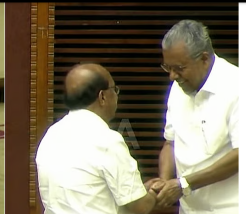 സുധാകരന് ചിരിച്ച് കൈകൊടുത്ത് പിണറായി; പേരിലെ ‘മേനോൻ’ ആവർത്തിച്ച് മുഖ്യമന്ത്രി വി ഡി സതീശൻ