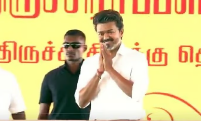 ഞാന് മുഖ്യമന്ത്രിയല്ല, മുഖ്യസേവകനെന്ന് വിജയ്; ‘എല്ലാത്തിലും ബ്ലാക് ആന്ഡ് വൈറ്റ് ആയി തുടരും’