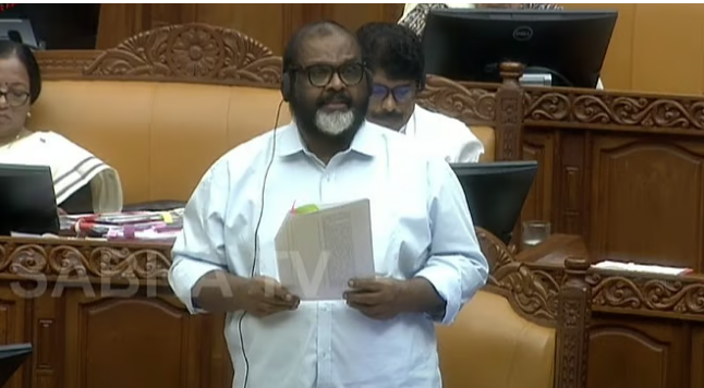 അമിത ശബ്ദവും വെളിച്ചവുമുള്ള മോഡിഫിക്കേഷന്‍ അനുവദിക്കാനാകില്ല; കേന്ദ്രനിയമം ബാധകമെന്ന് ഗതാഗത മന്ത്രി