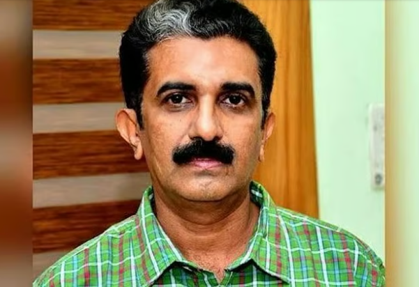 നവീന്‍ ബാബുവിന്റെ മരണം : അന്വേഷണം സിബിഐക്ക് വിട്ടു; മകള്‍ക്ക് ആശ്രിത നിയമനം നല്‍കും