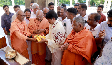 ശിവഗിരി സന്ദർശിച്ച് കൃഷിമന്ത്രി ടി. സിദ്ദിഖ്