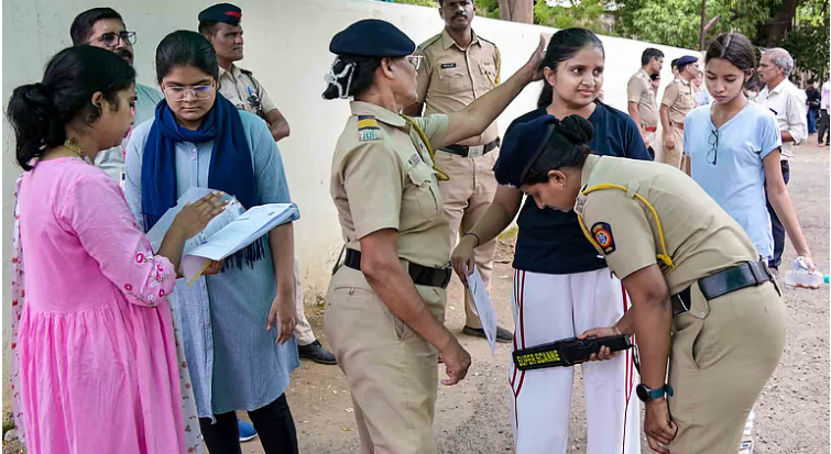 നീറ്റ് പുനഃപരീക്ഷയില്‍ ആള്‍മാറാട്ടം; ബിഹാറില്‍ 9 പേര്‍ അറസ്റ്റില്‍