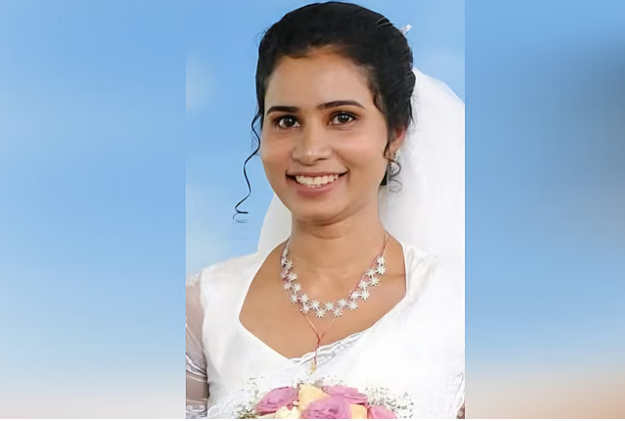 അഞ്ജു എത്തിയത് ഡ്രൈവിങ് പഠിക്കാൻ, സ്വർണ്ണാഭരണങ്ങൾ കത്തിയെരിഞ്ഞു