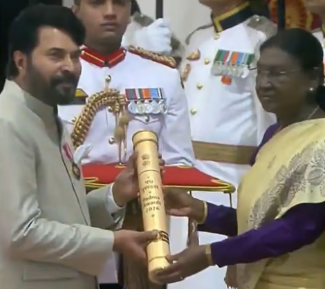 ഇനി പത്മഭൂഷൺ മമ്മൂട്ടി; വാപ്പച്ചിയ്ക്ക് കയ്യടിച്ച് ദുൽഖർ സൽമാൻ