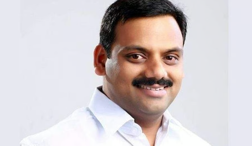നെഞ്ചുവേദന; ഡീന്‍ കുര്യാക്കോസ് എംപി ആശുപത്രിയില്‍