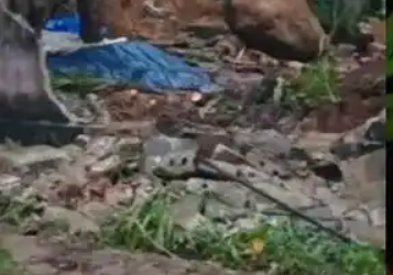 തിരുവനന്തപുരത്ത് ഇളകിവീണ പാറയ്ക്കടിയിൽ കുടുങ്ങി വയോധിക