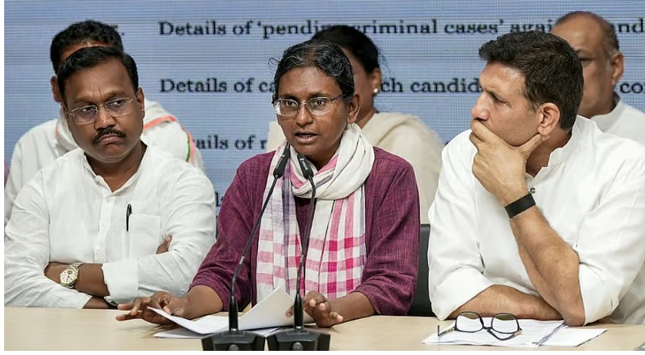 കോണ്‍ഗ്രസിന് തിരിച്ചടി; മീനാക്ഷി നടരാജന്റെ ഹര്‍ജി സുപ്രീംകോടതി തള്ളി