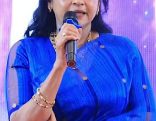 ‘എനിക്കൊരു കടം വീട്ടാനുണ്ട്, ഇത്രയും വർഷമായിട്ട് ആരോടും ഒരു നന്ദി ഞാനിതുവരെ പറഞ്ഞിട്ടില്ല’; ‘കിരീടം’ റീ റിലീസിൽ പാർവതി