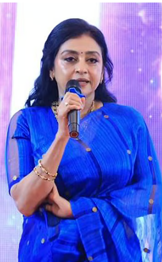 ‘എനിക്കൊരു കടം വീട്ടാനുണ്ട്, ഇത്രയും വർഷമായിട്ട് ആരോടും ഒരു നന്ദി ഞാനിതുവരെ പറഞ്ഞിട്ടില്ല’; ‘കിരീടം’ റീ റിലീസിൽ പാർവതി