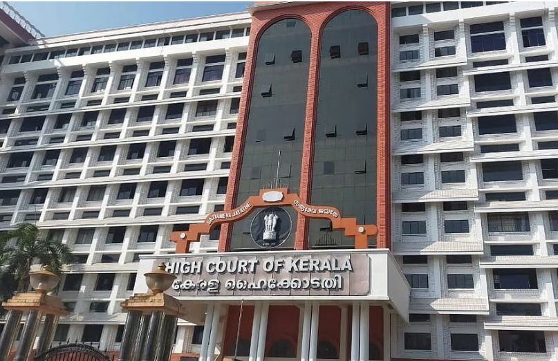 ‘ഏഴരപ്പൊന്നാന’യിലെ സ്വര്‍ണം പരിശോധിക്കണം; ദേവസ്വം വിജിലന്‍സിനോട് ഹൈക്കോടതി