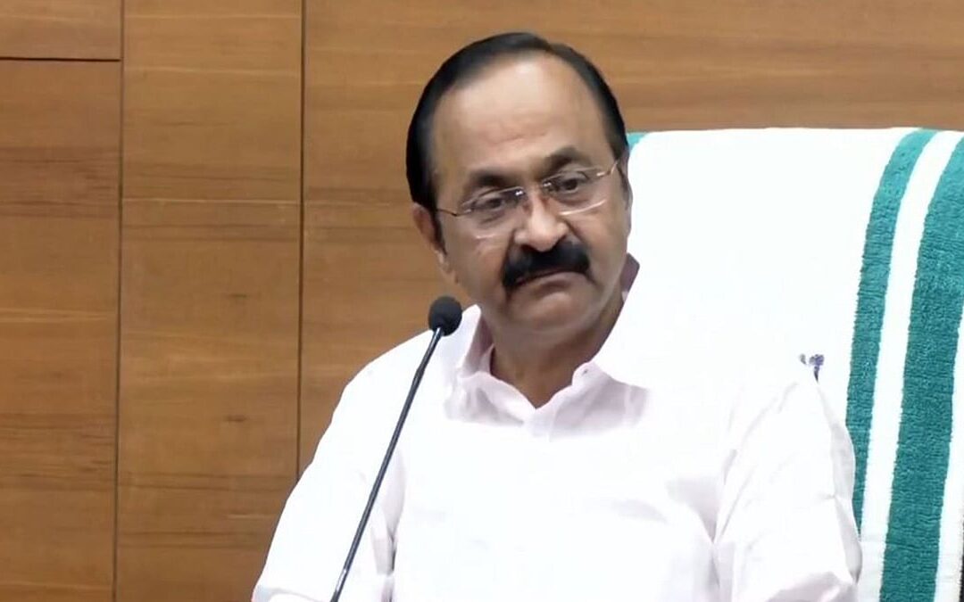 തനിക്കും കുടുംബത്തിനും ഭീഷണി, തെരഞ്ഞെടുപ്പിന് ശേഷം പണം വാഗ്ദാനം ചെയ്‌തെന്നു സിമിറോസ് ബെല്‍ ജോണ്‍; മുഖ്യമന്ത്രിക്ക് ഹൈക്കോടതി നോട്ടീസ്