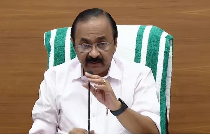 വയനാട് ദുരന്തത്തില് ഇരട്ട അന്വേഷണം, മണ്ണിടിച്ചിൽ ഉണ്ടായതും പരിശോധിക്കും: മുഖ്യമന്ത്രി