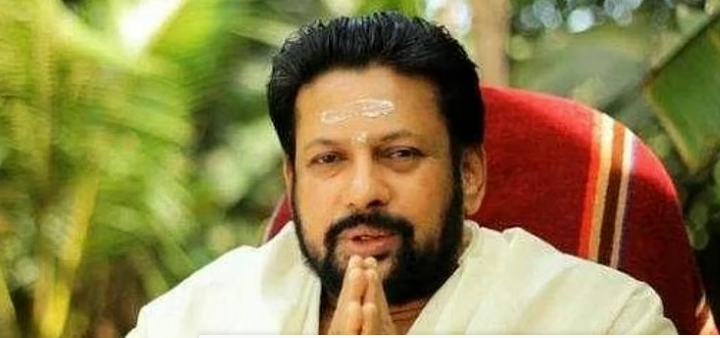 ‘ശബരിമല തന്ത്രിസ്ഥാനത്ത് നിന്ന് മാറ്റണം, മകനെ നിയമിക്കണം’; ദേവസ്വം ബോര്‍ഡിന് കണ്ഠരര് രാജീവരുടെ കത്ത്
