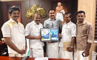 ആറ്റിങ്ങലിൽ “ഹിമവാൻ്റെ മടിത്തട്ടിലൂടെ” പുസ്തകത്തിന്റെ കവർ പ്രകാശനം ചെയ്തു
