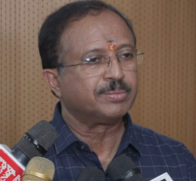 തുലഭാര ത്രാസ് പൊട്ടിവീണു; വി മുരളീധരന് എംഎല്എക്ക് പരിക്ക്