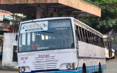 നഷ്ടത്തിലായ സ്വകാര്യബസുകളെ രക്ഷിക്കാൻ കെ.എസ്.ആർ.ടി.സി ബസുകളുടെ സമയം പുനഃക്രമീകരിക്കാൻ നീക്കം