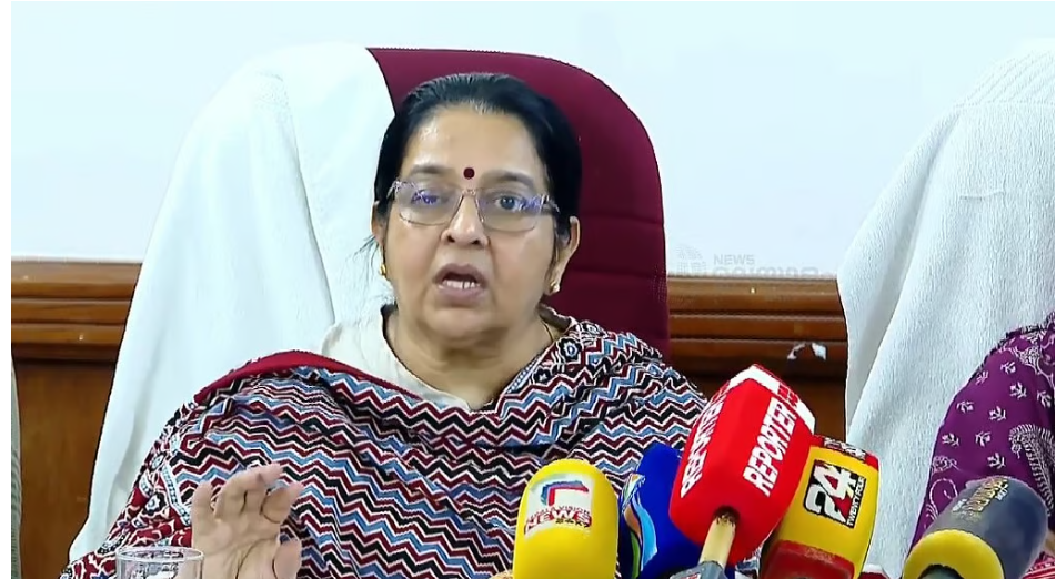 ജോലിയില്ല, ജീവനക്കാര്ക്ക് ഓഫീസില് കയറാം; കോറോ ഹെല്ത്തില് തല്സ്ഥിതി തുടരാന് തീരുമാനം