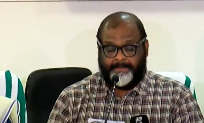 ‘പ്രിയദർശിനി’ സൗജന്യയാത്ര: സ്വകാര്യ ബസ് മേഖലയിലെ പ്രതിസന്ധി പഠിക്കാൻ കമ്മിറ്റി, തൽക്കാലം സമരമില്ലെന്ന് ബസുടമകൾ